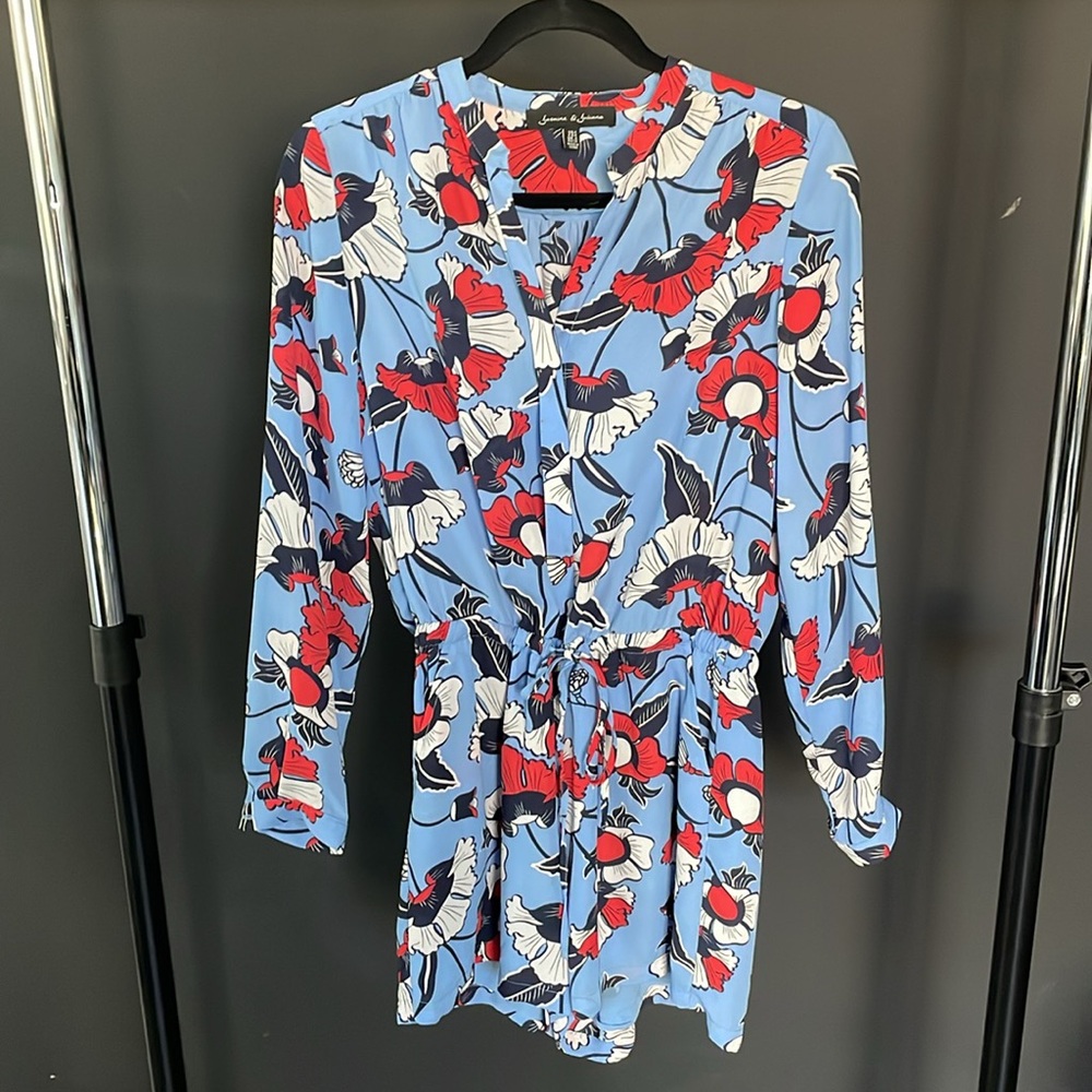 Short jumpsuit